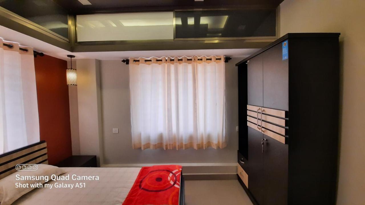 Varam Homestay Madikeri Ngoại thất bức ảnh